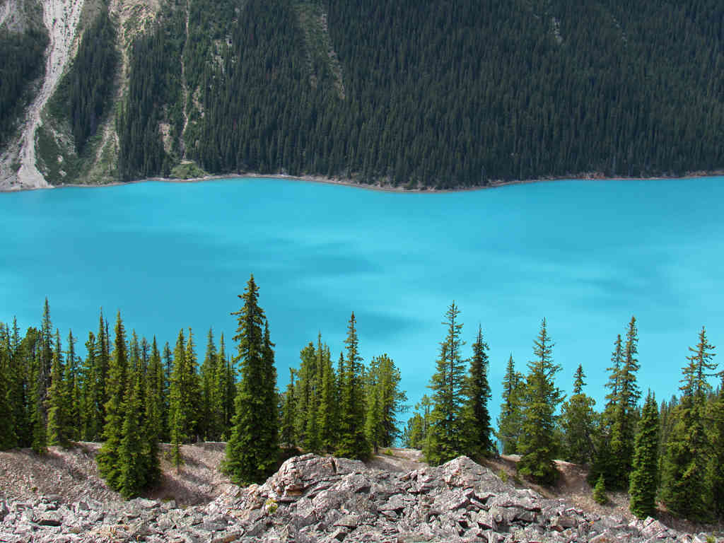 Best Lakes In Canada